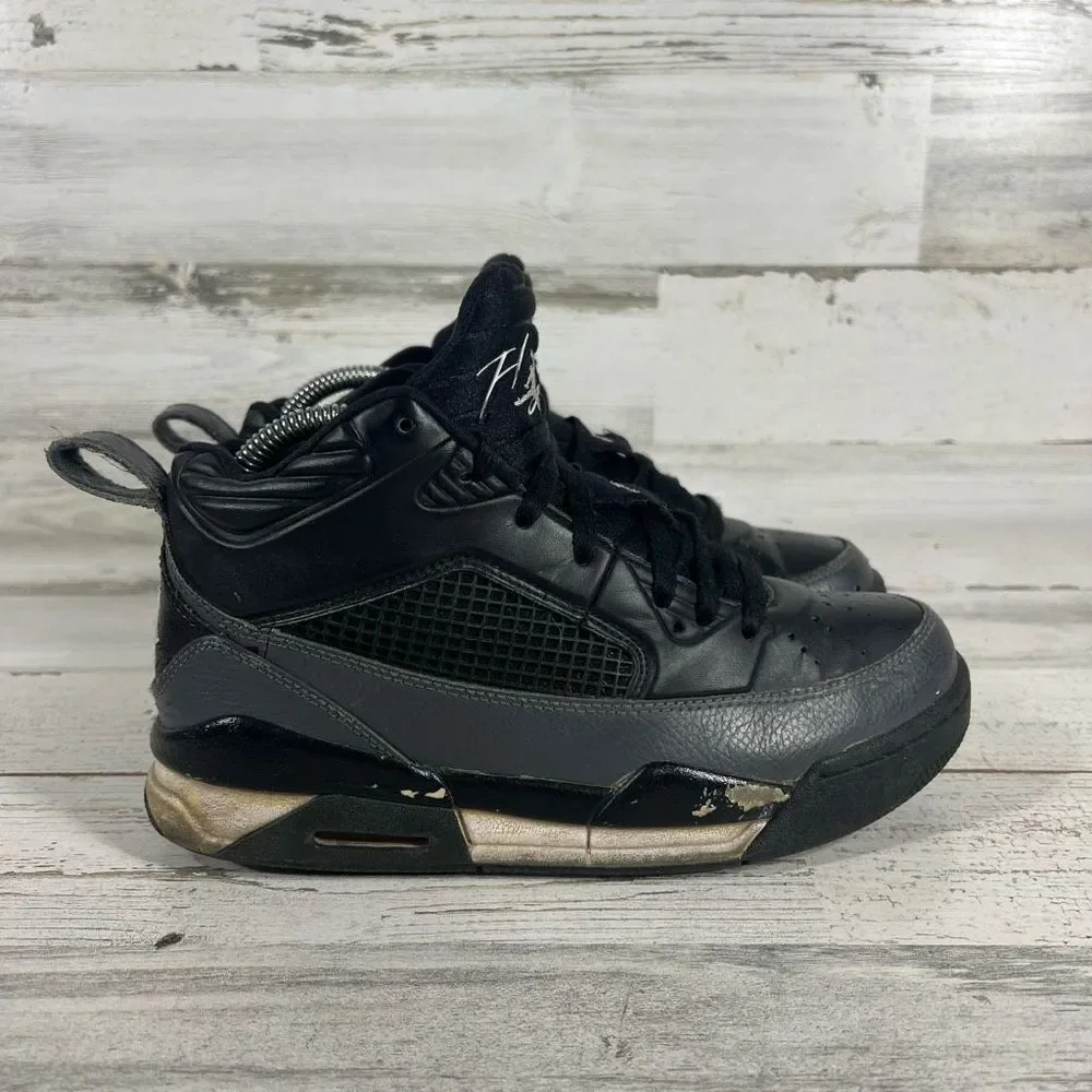 Nike Kids Jordan Flight 654262-005 Black Lace Up Sneakers‎ Size 6Y